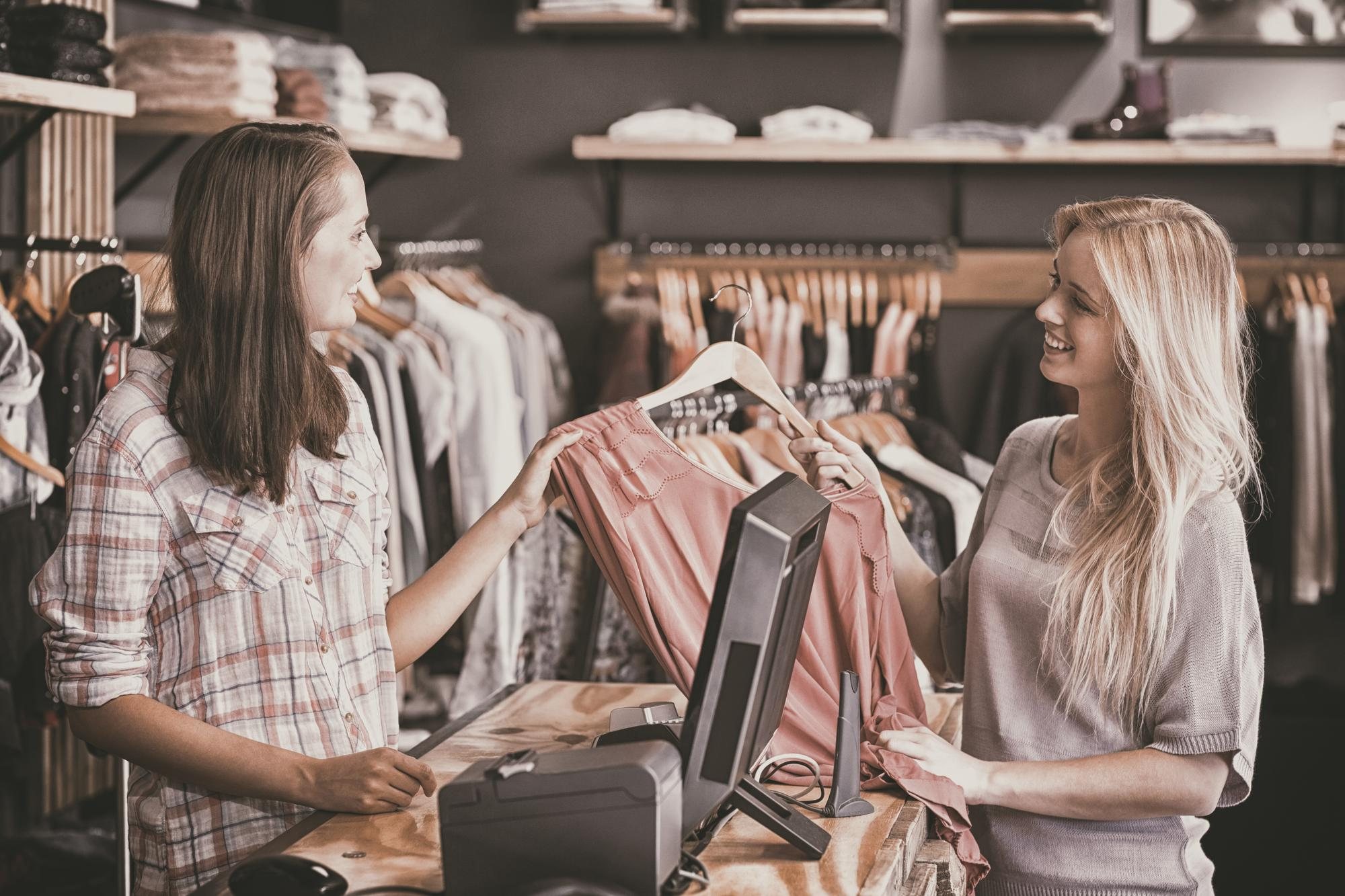 Кто больше любит шопинг: мужчины или женщины?